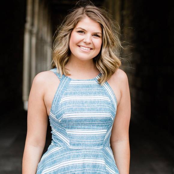 Profile Picture of Madeline Helser (@madsclaire227) on Poshmark