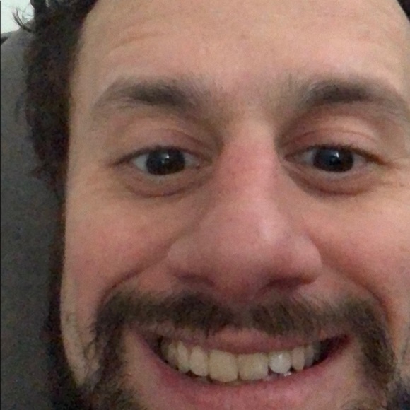 Profile Picture of Eric Rosenberg (@edrberg) on Poshmark