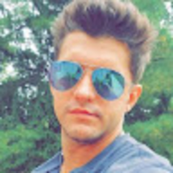 Profile Picture of Ihor Siurko (@siurko2900) on Poshmark