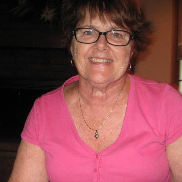 Profile Picture of Peggy Balkus (@mbalkus) on Poshmark