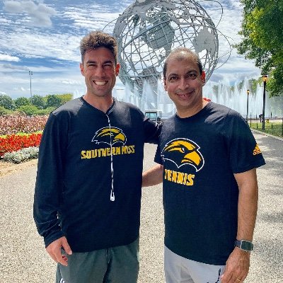 Profile Picture of Stephen Schram (@CoachSchram) on Twitter