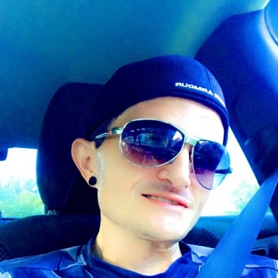 Profile Picture of Derek Edward Smith (@deezy109) on Twitter