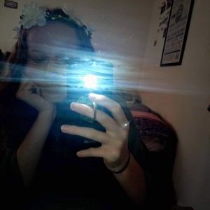 Profile Picture of Kate Burrow (@KateBurrow5) on Twitter