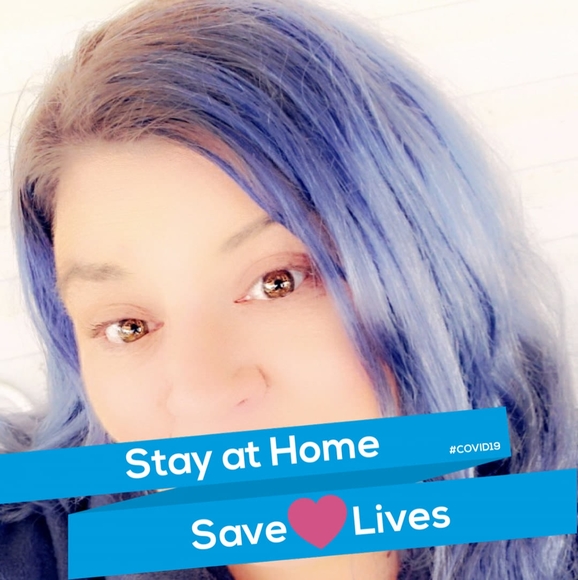 Profile Picture of Amy Ack (@migirl83) on Poshmark