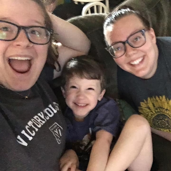 Profile Picture of Karadactyl Laufer (@kglaufer) on Poshmark