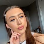 Profile Picture of nay🍒 (@_reneemoore) on Instagram