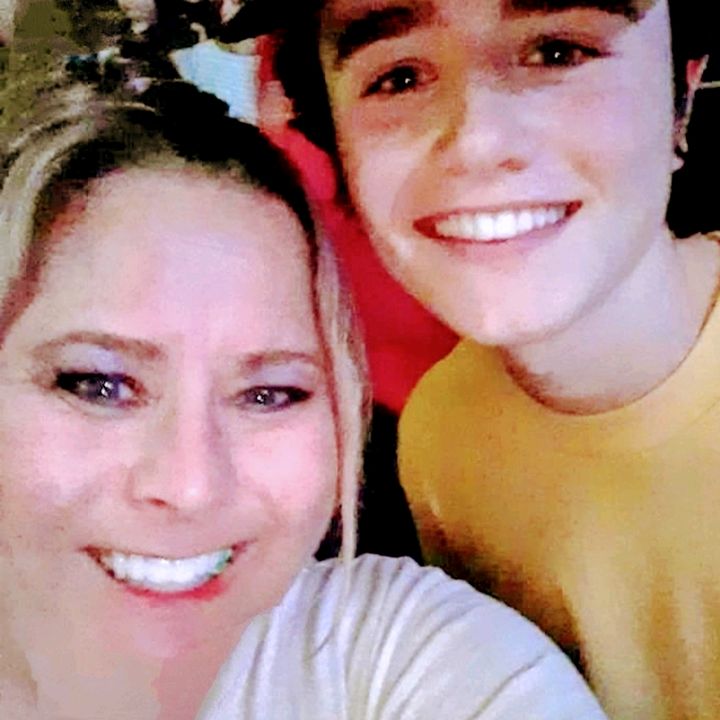 Profile Picture of Suzanne (@suzannewicker) on Tiktok