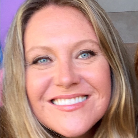 Profile Picture of Kathy Barkus (@kbarkus712) on Poshmark