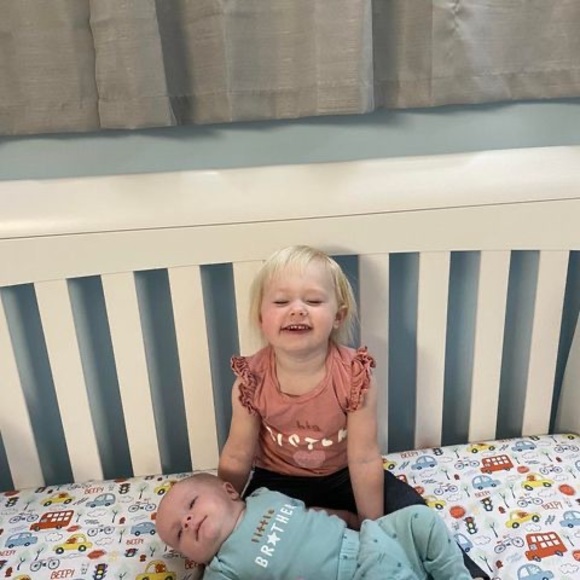 Profile Picture of Crystal Summer (@toddcrs1109) on Poshmark