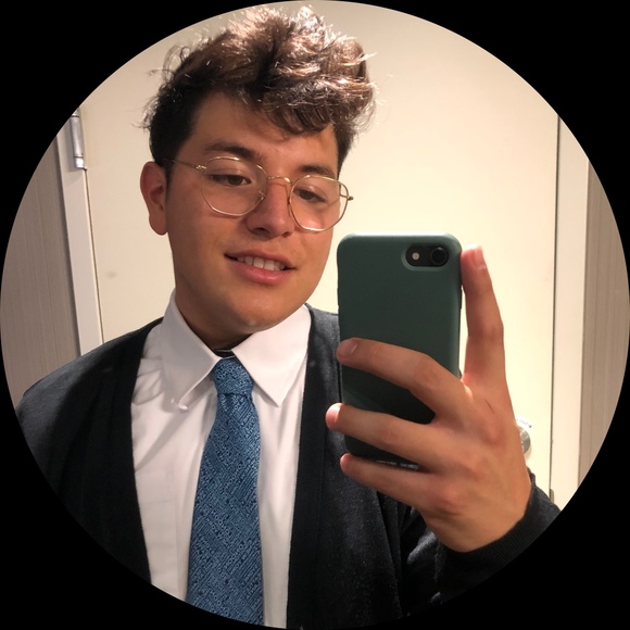 Profile Picture of Alex Luna (@detroitluna) on Poshmark