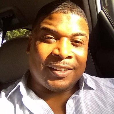 Profile Picture of Herbert (@mk_poe1999) on Twitter