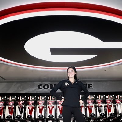 Profile Picture of Gillian Howe (@ghowe14) on Twitter