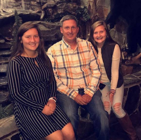 Profile Picture of Katie Poovey (@poovey4) on Poshmark