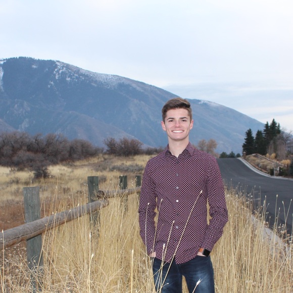 Profile Picture of Adam Besaw (@acbesaw) on Poshmark