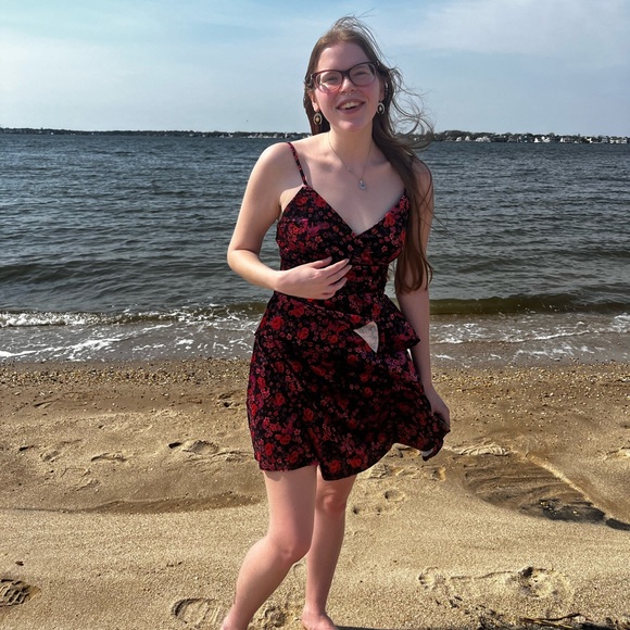 Profile Picture of Jenna Slaymaker (@jennaslay22) on Poshmark