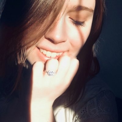 Profile Picture of Lotte Ø Hansen (@Lotte_realme98) on Twitter