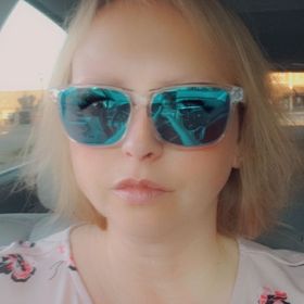 Profile Picture of Becky Isaac (@beckyi11) on Pinterest