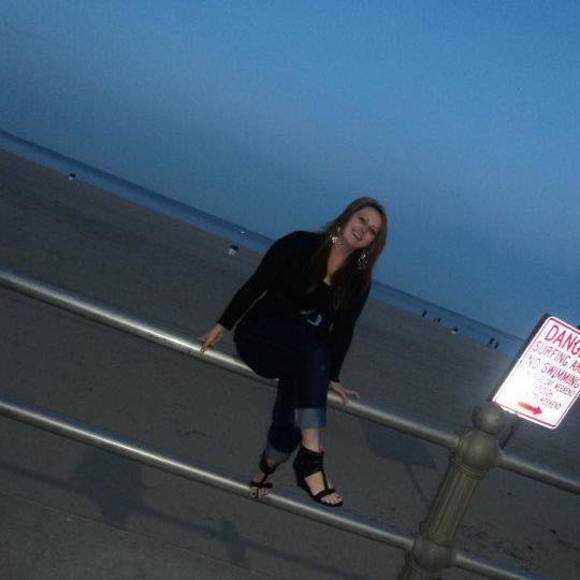 Amira Dedic - Poshmark Profile Picture of Amira Dedic (@adedic78) on Poshmark