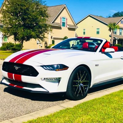 Profile Picture of Mike Pipkins (@Jayhawkmech) on Twitter