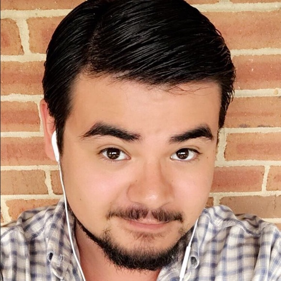 Profile Picture of Garrett Keith (@garrettkth) on Poshmark
