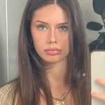 Profile Picture of Julia Valentine (@juliaa_.valentine) on Instagram