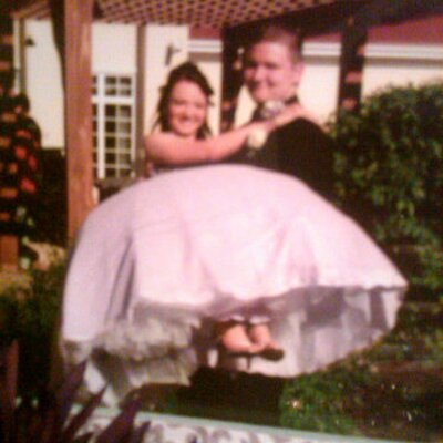 Profile Picture of Katie Knapp (@kate_kay_08) on Twitter