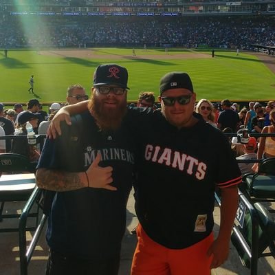 Profile Picture of Michael Haller (@RyanBoal25) on Twitter