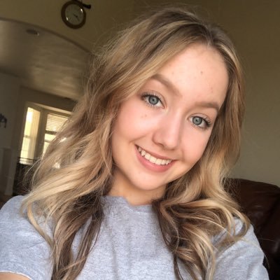 Profile Picture of Brooke Carpenter (@BrookeElaine_22) on Twitter