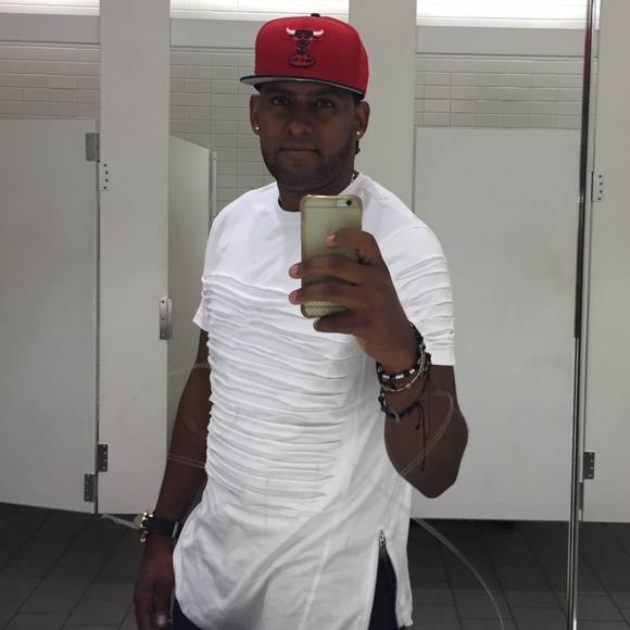 Profile Picture of Julio rafael Luciano (@julio_l28) on Poshmark