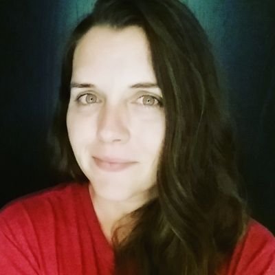 Profile Picture of Mandy Magee (@mandymagee) on Twitter