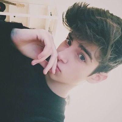 Profile Picture of Benjamin Riddle (@BenjamimRi) on Twitter