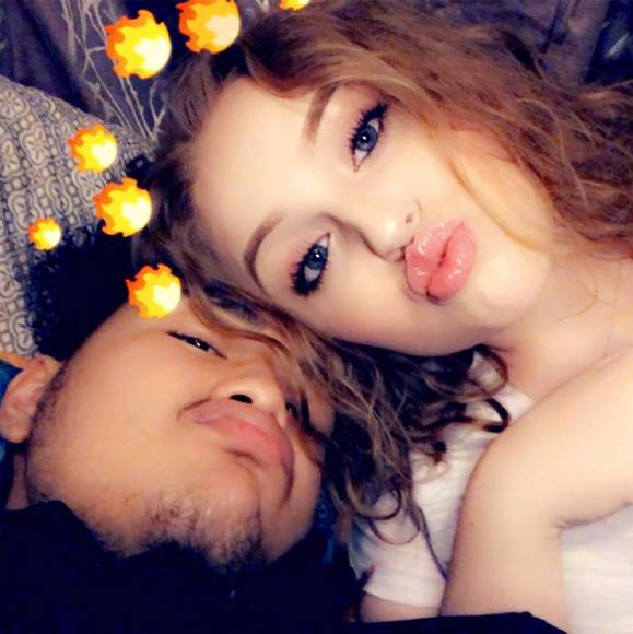 Saphire Winsea - Poshmark Profile Picture of Saphire Winsea (@saphirew01) on Poshmark