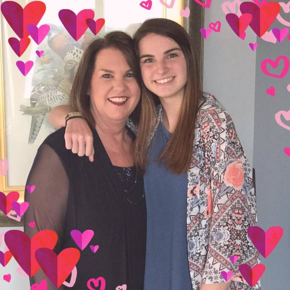 Profile Picture of Donna Thrasher (@donnathrasher) on Poshmark