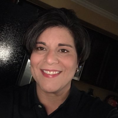 Profile Photo of Elizabeth Perez (@mustang4025) on Twitter