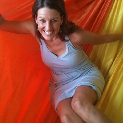 Profile Picture of Stephanie Zito (@wanderingzito) on Twitter