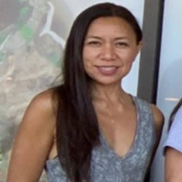 Profile Picture of Cecille Gristy (@cecillegristy) on Poshmark