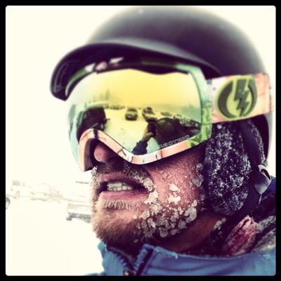 Profile Picture of Scott Layne (@Skiingisdope) on Twitter