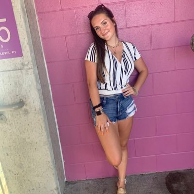 Profile Picture of Avery 🌻 (@AveryGrant_) on Twitter