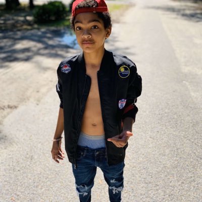 Profile Picture of Robertpouncey (@robertpouncey1) on Twitter