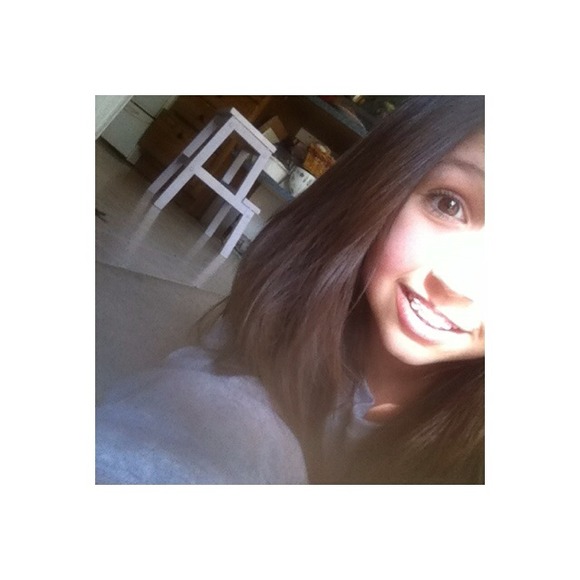 Profile Picture of Kassidy Wickman (@kassidywick18) on Poshmark