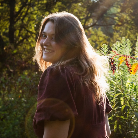 Profile Picture of Allyssa Leaton (@lesbianpassport) on Poshmark