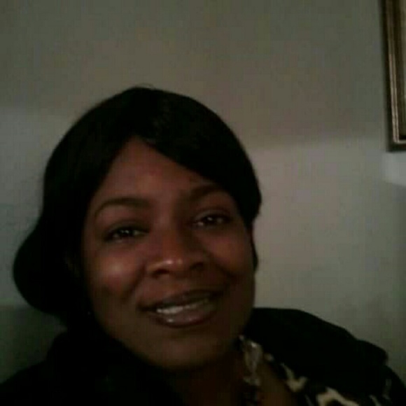 Tazamisha Lee - Poshmark Profile Picture of Tazamisha Lee (@mstaza55) on Poshmark