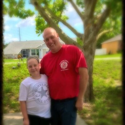 Profile Picture of Michael Loucks (@mtloucks34609) on Twitter