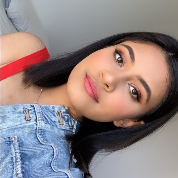 Profile Picture of Samaa Khullar (@samaakhullar) on Poshmark