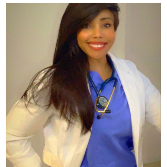 Profile Picture of Chrissy Leverette (@devarau80) on Poshmark