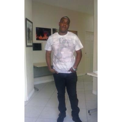 Profile Picture of Bryan Blackman (@Cornbread227) on Twitter