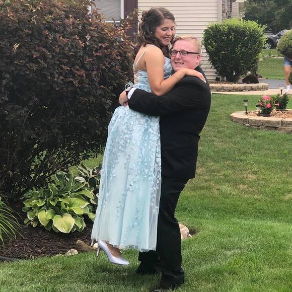 Profile Picture of Autumn Przybyla (@autumnprzybyla) on Poshmark