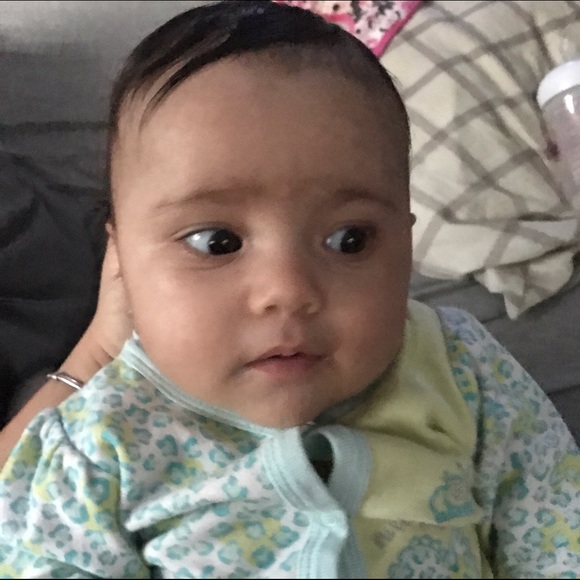 Profile Picture of Jannette Arroyo (@arianna416) on Poshmark