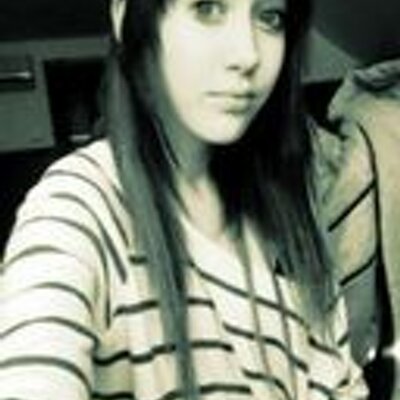 Profile Picture of Holly Jacobson (@Ashleym8785) on Twitter