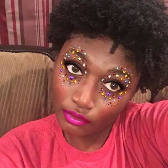 Profile Picture of Sameka Bannister (@samekabannister) on Poshmark